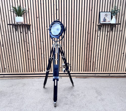 Black tripod floor lamp - black,